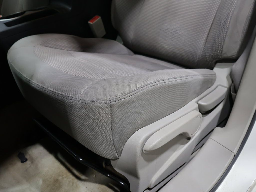 Used 2008 Nissan Rogue SL w/ Moonroof Pkg FWD image 20