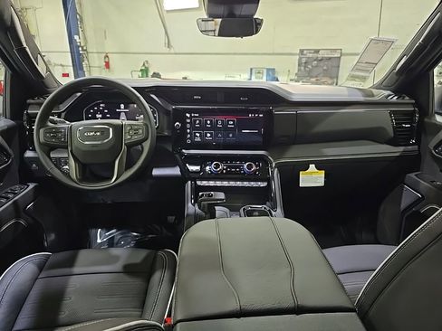 New 2026 GMC Sierra 1500 AT4X AWD/4WD image 16