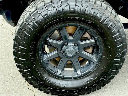 Used 2020 Jeep Gladiator Sport image 18