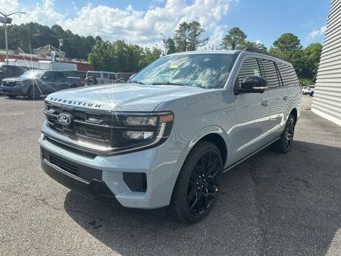 New 2027 Ford Expedition Max Platinum w/ Stealth Performance Package AWD/4WD image 7