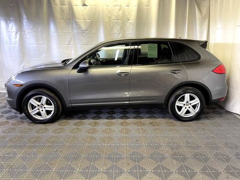 Used 2012 Porsche Cayenne image 4