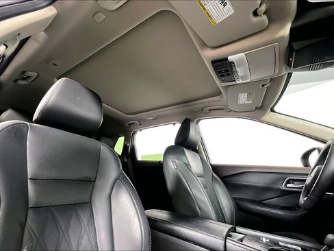 Used 2023 Nissan Rogue Platinum w/ Platinum Premium Package FWD image 22