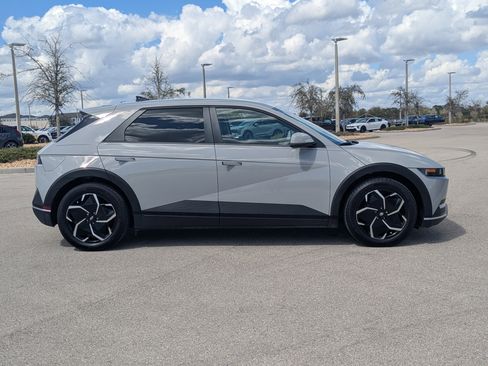 Used 2024 Hyundai Ioniq 5 SEL image 3