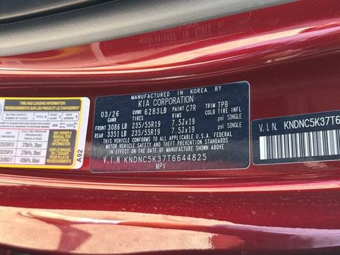 New 2026 Kia Carnival EX FWD image 25