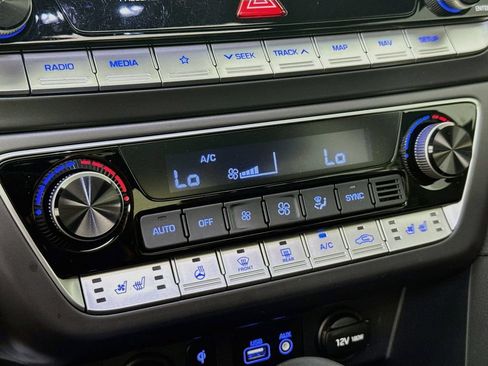 Used 2019 Hyundai Sonata Limited FWD image 18