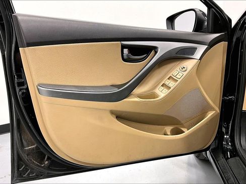 Used 2013 Hyundai Elantra Limited w/ Technology Pkg image 21