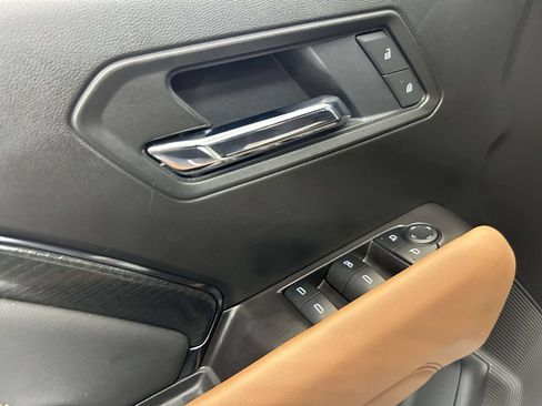 Used 2025 GMC Canyon AT4 AWD/4WD image 18