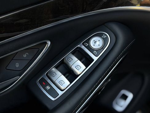 Used 2015 Mercedes-Benz S 63 AMG 4MATIC Sedan image 18