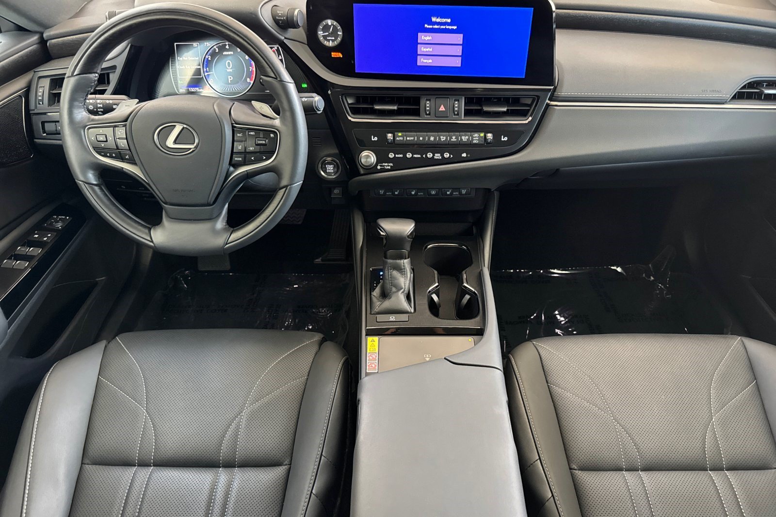 Used 2024 Lexus ES 350 w/ Accessory Package (Z2) FWD image 17