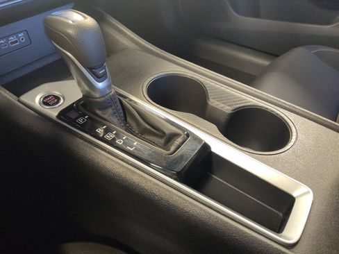 Used 2025 Nissan Altima 2.5 SV FWD image 26
