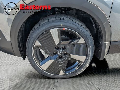 New 2026 Nissan Kicks SR AWD/4WD image 25