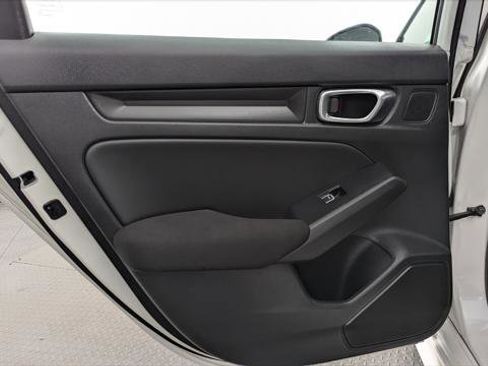 Used 2023 Honda Civic Sport image 16