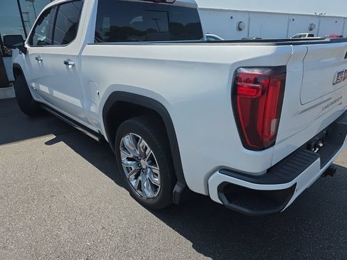 Used 2023 GMC Sierra 1500 Denali w/ Denali Reserve Package AWD/4WD image 9