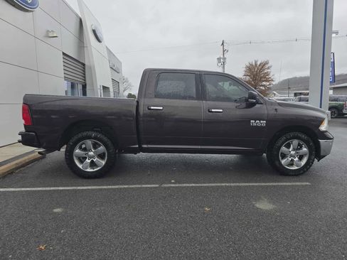 Used 2017 RAM 1500 Big Horn image 2