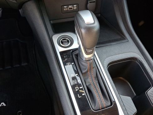 Certified 2023 Nissan Sentra SR FWD image 14