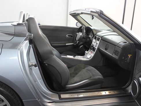 Used 2005 Chrysler Crossfire SRT-6 RWD image 21