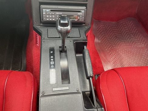 Used 1987 Chevrolet Camaro Z28 RWD image 19