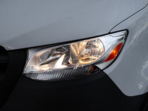 New 2025 Mercedes-Benz Sprinter 2500 image 8