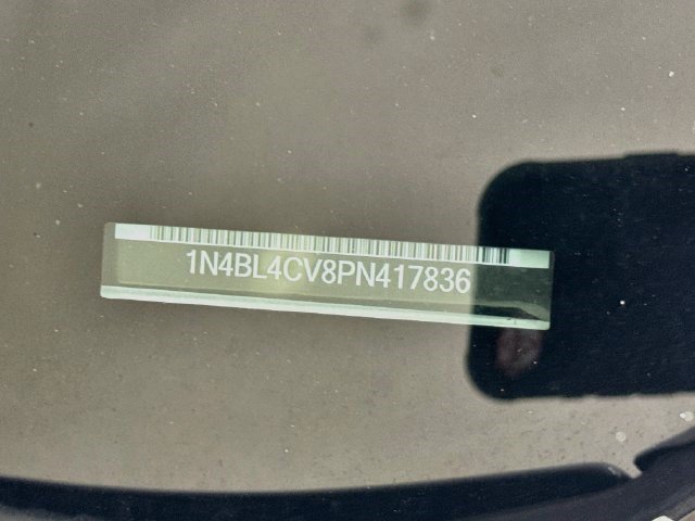 Used 2023 Nissan Altima 2.5 SR FWD image 39