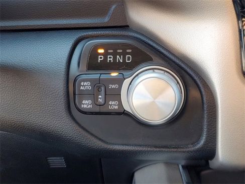 Used 2020 RAM 1500 Laramie image 29