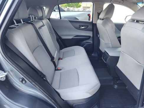 Used 2024 Toyota Venza LE AWD/4WD image 22