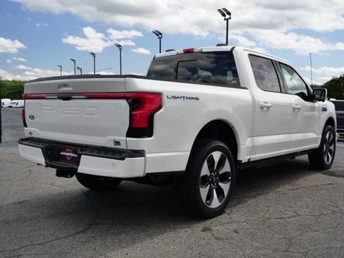 Used 2024 Ford F150 Lightning Platinum AWD/4WD image 23