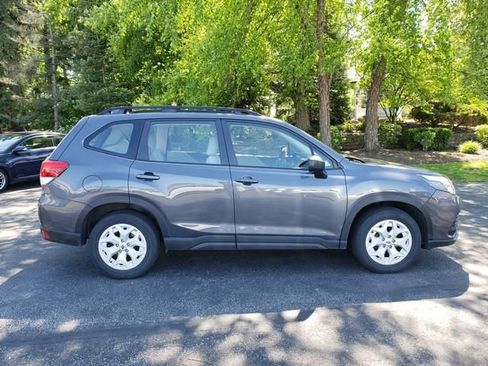 Used 2023 Subaru Forester AWD/4WD image 2