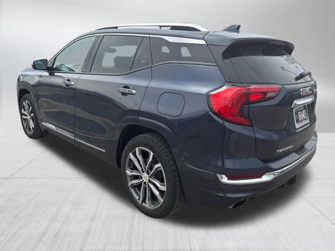 Used 2018 GMC Terrain Denali w/ Driver Alert Package II AWD/4WD image 3