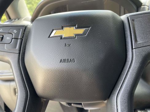 Used 2022 Chevrolet Silverado 1500 Custom RWD image 16