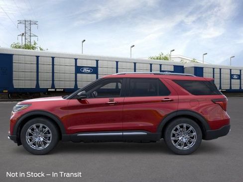 New 2026 Ford Explorer Platinum RWD image 3