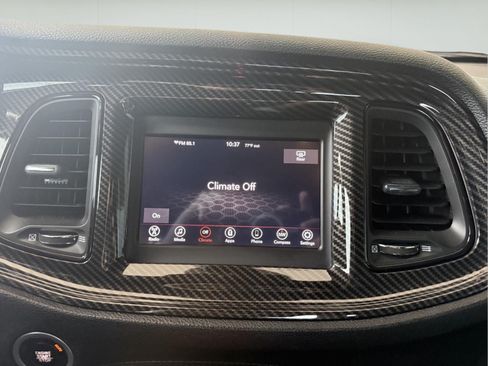 Used 2018 Dodge Challenger SXT RWD image 12