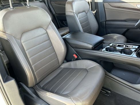 Used 2024 Volkswagen Atlas SEL image 29