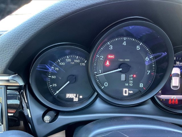 Used 2023 Porsche Macan AWD/4WD image 15