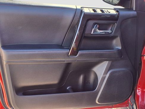 Used 2021 Toyota 4Runner TRD Off-Road image 22