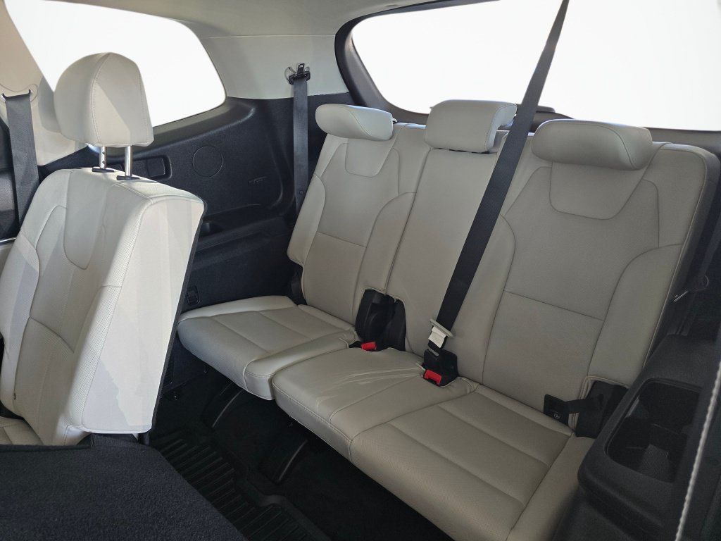 Used 2020 Kia Telluride EX AWD/4WD image 39
