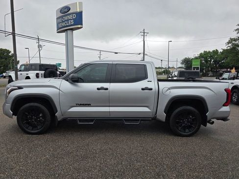Used 2024 Toyota Tundra SR5 RWD image 5