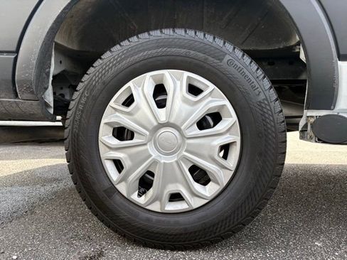 Used 2024 Ford Transit 250 Low Roof w/ Exterior Upgrade Package image 18