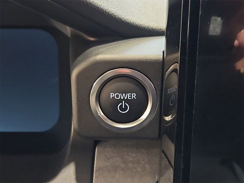 New 2026 Toyota 4Runner 4WD image 16