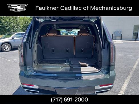 Certified 2026 Cadillac Escalade Luxury w/ Touring Package AWD/4WD image 15