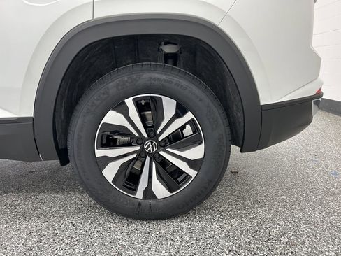 New 2026 Volkswagen Atlas Cross Sport SE AWD/4WD image 43