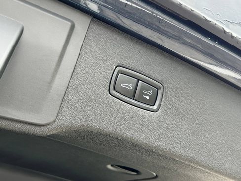 Certified 2026 Porsche Cayenne E-Hybrid AWD/4WD image 22