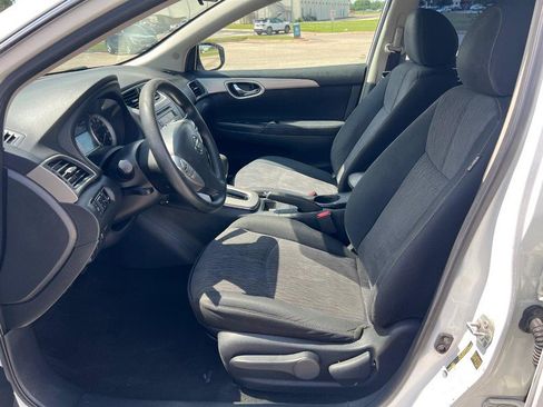 Used 2014 Nissan Sentra SV FWD image 8