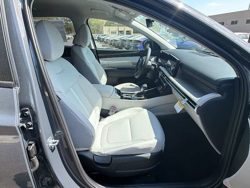 New 2026 Hyundai Tucson SEL FWD image 15