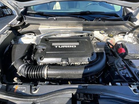 Used 2019 Cadillac XT4 Luxury w/ Trailering Package FWD image 29