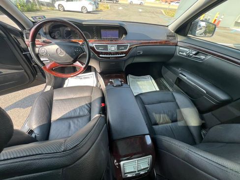 Used 2013 Mercedes-Benz S 550 4MATIC image 17