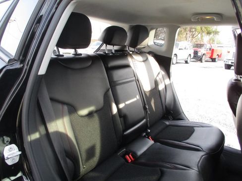 Used 2018 Jeep Compass Trailhawk w/ Cold Weather Group image 26