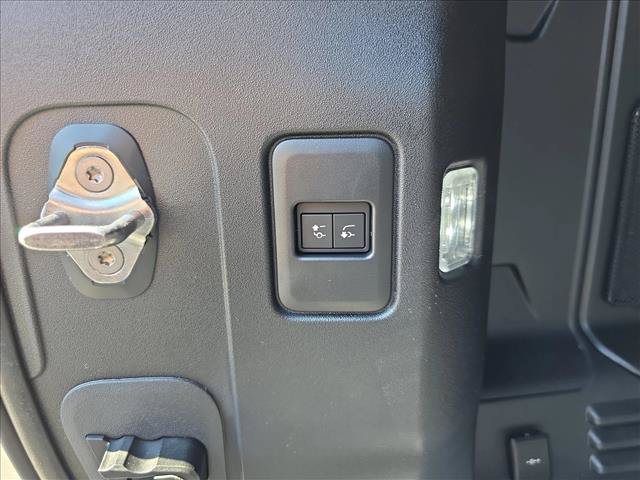 New 2026 Land Rover Defender 110 S AWD/4WD image 13
