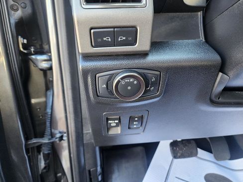 Used 2019 Ford F150 Raptor w/ Equipment Group 802A Luxury image 25