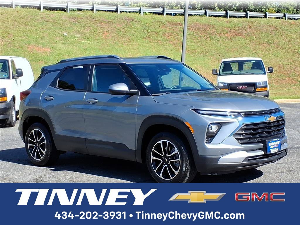 Used 2024 Chevrolet TrailBlazer LT FWD image 1