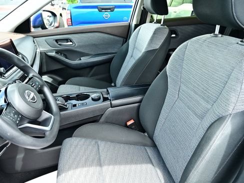 Certified 2023 Nissan Rogue SV AWD/4WD image 23